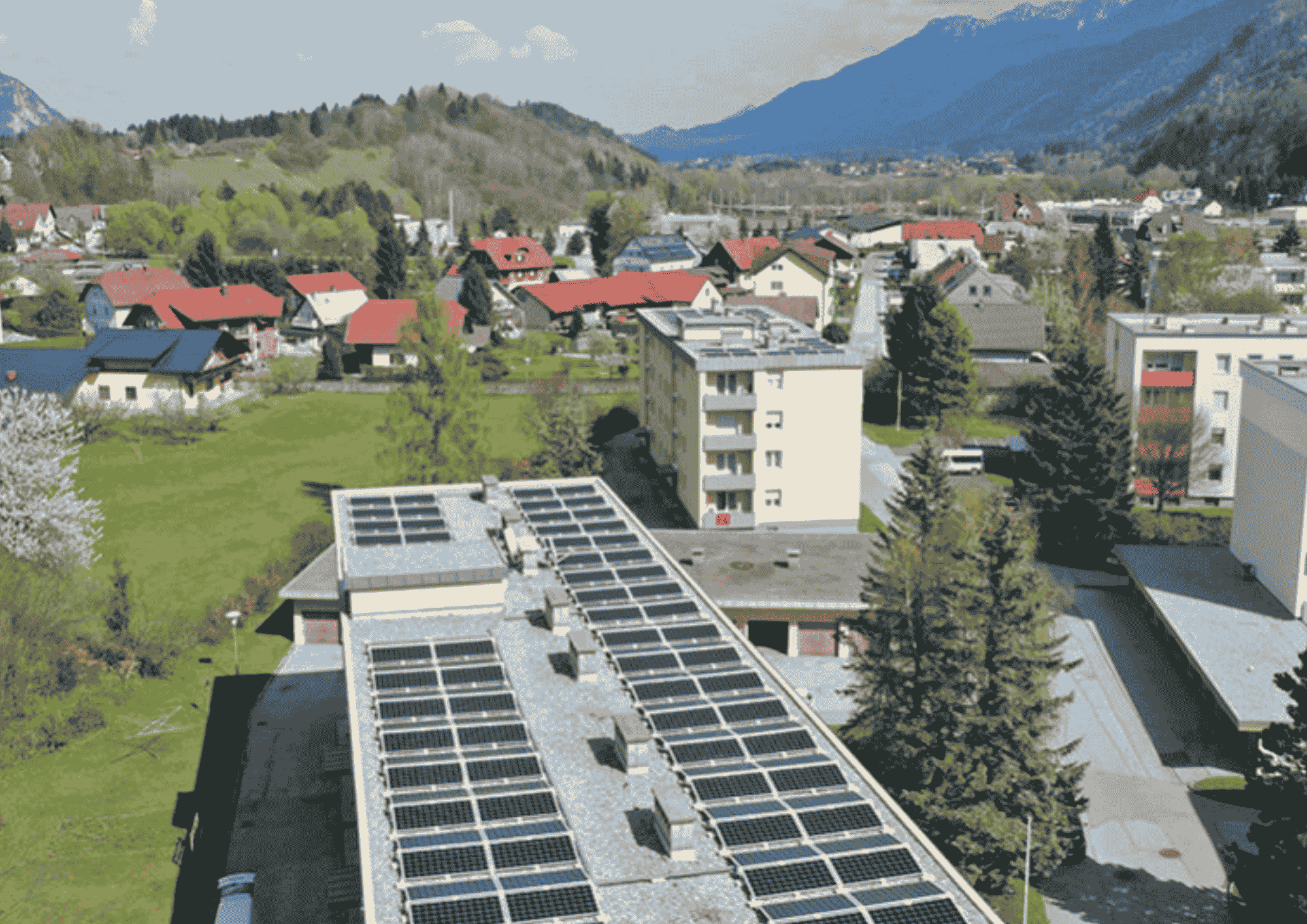Wohnanlage Revantsiedlung 4_Kärnten Solar PV-Anlage auf dem Dach der Wohnanlage in der Revantsiedlung 4